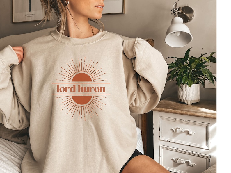 Lord Huron Doodle Arhoodie, Vintage The Night We Met, Graphic Albums Lyric Art Hoodie, Retro Lord Huron Tour 2024, Meet Me In The Woods