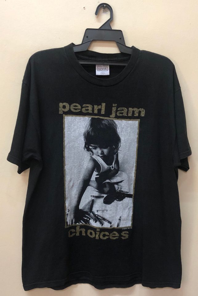 New Vintage 90s Pearl Jam 1992 band T-shirt