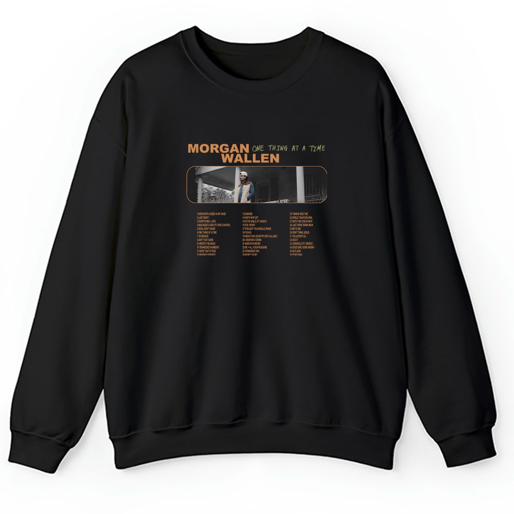 New Taylor Swift On Stage Retro Style Shirt, Taylor Swift On T-Shirt