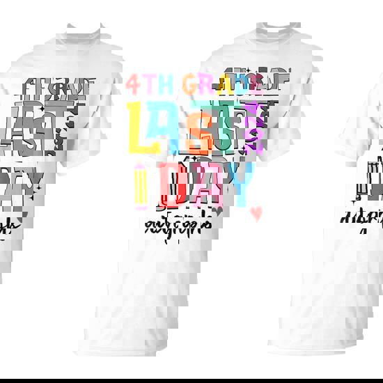 Last Day Autographs 4Th Grade Teachers Students 2023-2024 T-Shirt