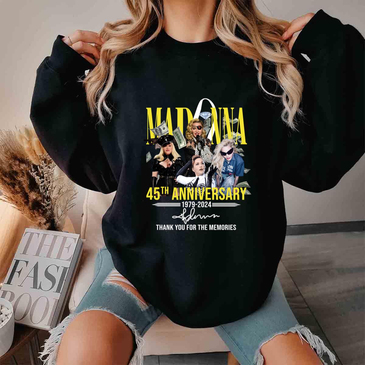 New Stray Kids Kpop Merch Shirt, Stray Kids Rock-Star Album 90S, Bts Kpop Gift Bootleg Inspired