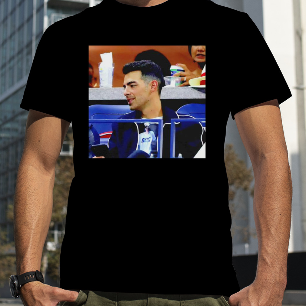 Joe Jonas Wearing A Justin Bieber Shirt, Premium Shirt