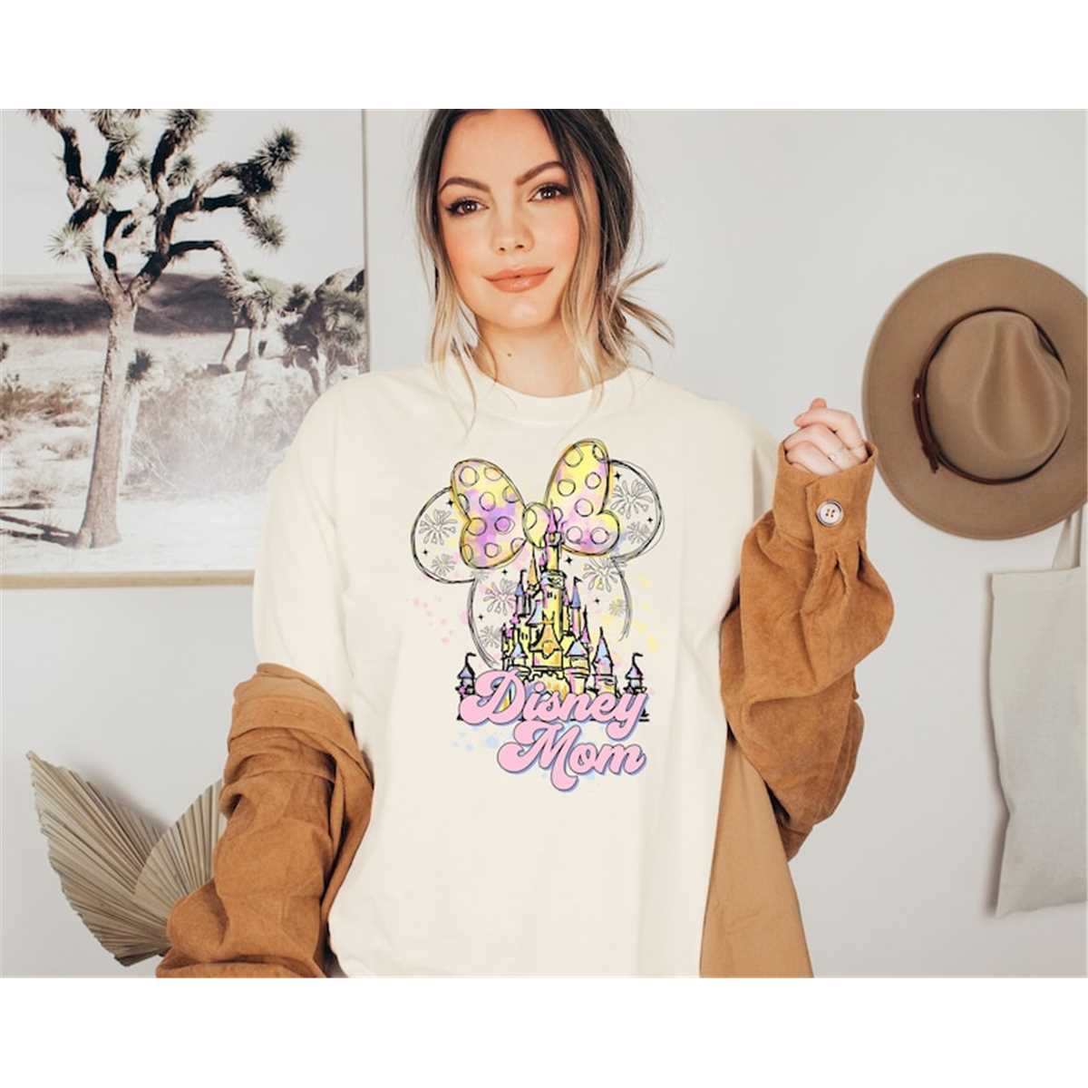 Minnie Mouse Mom T-Shirt, Mom Shirt, Mama Shirt, Premium Shirt