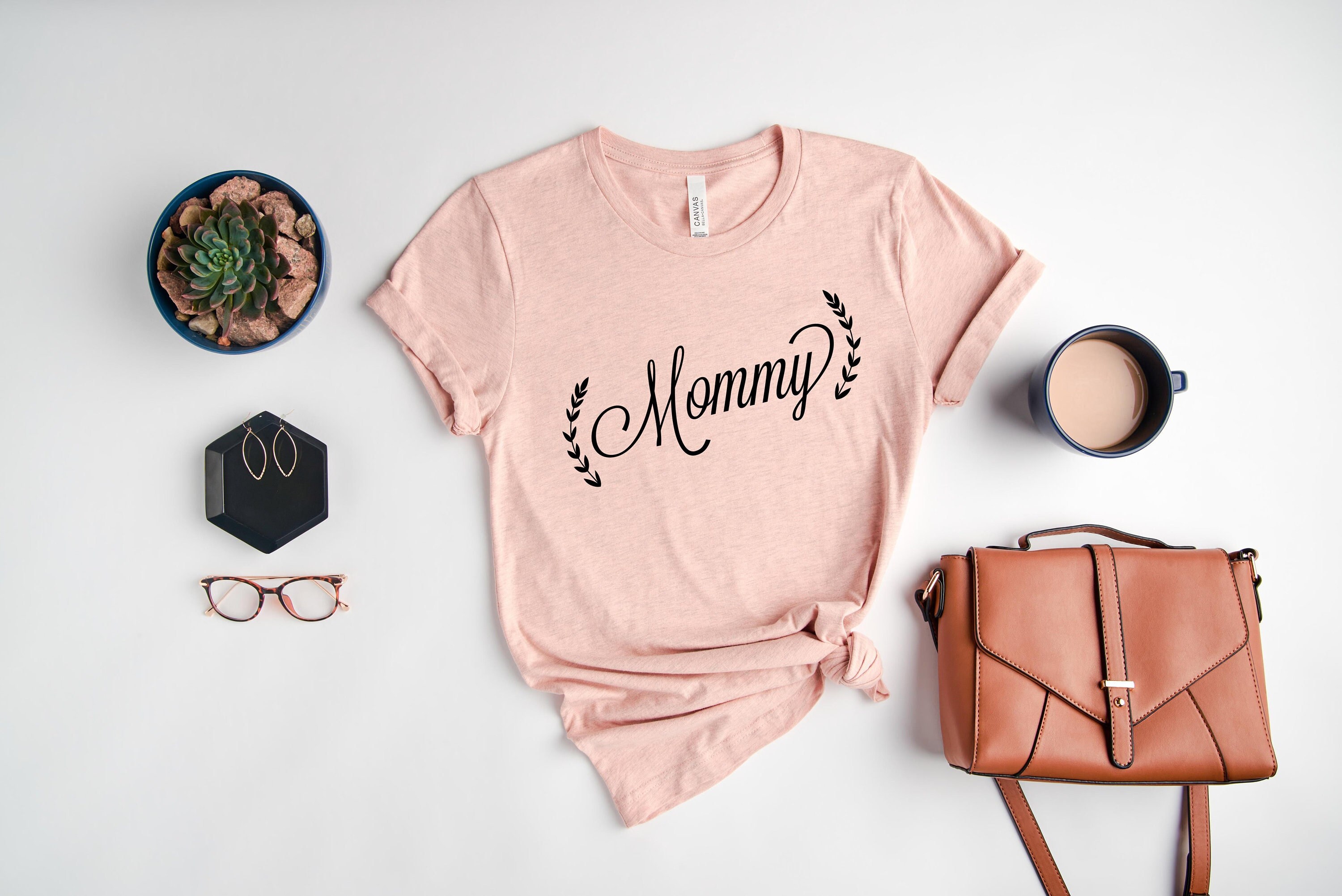 Mommy T-Shirt, Mom Shirt, Mama Shirt, Premium Shirt